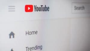 مهندس سابق في جوجل يُطالب يوتيوب بشفافية أكثر فيما يتعلق باقتراحات الفيديوهات
