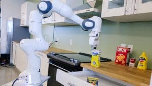 ماذا يمكن للروبوتات الصناعية أن تتعلم من مطبخ آيكيا