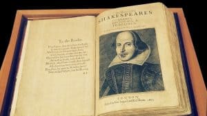 هل كتب شكسبير حقاً هذه المسرحية بالكامل؟ التعلم الآلي يجيب