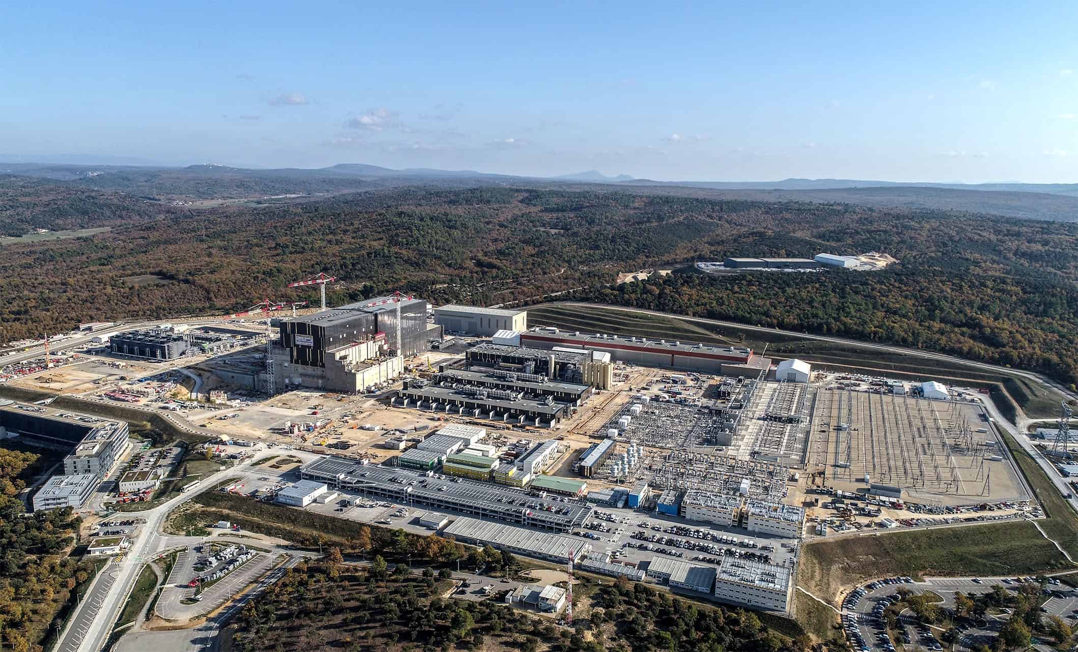 المفاعل التجريبي الحراري النووي الدولي