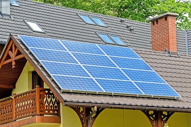 منزل بالطاقة الشمسية