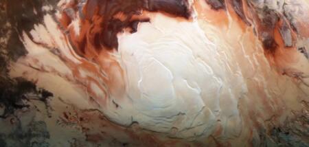 سطح المريخ قد يخفي تحته المزيد من مخازن الماء السائل