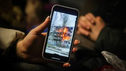 متطوعون على الإنترنت يساعدون في تعقب جرائم الحرب في الحرب الروسية الأوكرانية