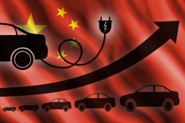 ما سر هيمنة الصين على سوق السيارات الكهربائية؟