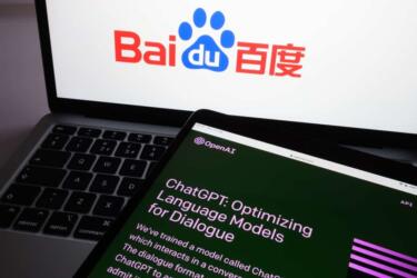 ما هي بدائل تشات جي بي تي الصينية التي نالت موافقة الاستخدام؟