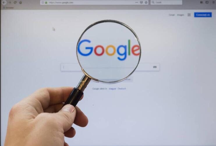 حصاد التكنولوجيا اليوم: جوجل تتصدر الشركات العالمية في الإنفاق على البحث والتطوير وآبل تعدل خوارزميات ساعتها لتلافي حظرها